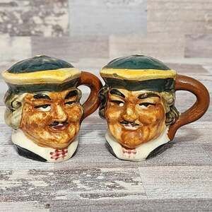 VTG Toby Mug Style Salt and Pepper Shakers Hand‎ Painted Made in Japan